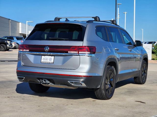 New 2024 Volkswagen Atlas SE image 3