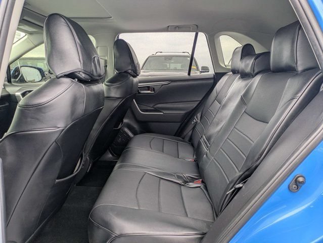 Used 2019 Toyota RAV4 XLE Premium w/ Cold Weather Package AWD/4WD image 14