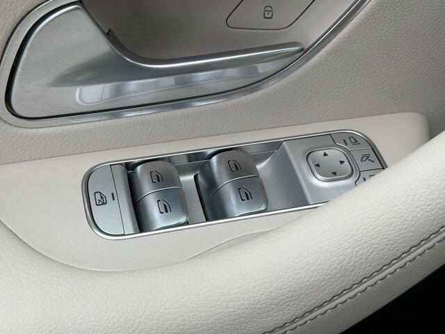 Certified 2026 Mercedes-Benz GLE 350 4MATIC image 12