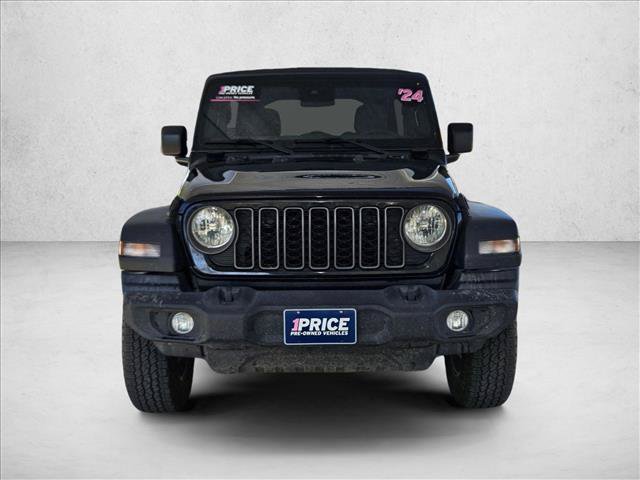 Used 2024 Jeep Wrangler Unlimited Sport AWD/4WD image 2