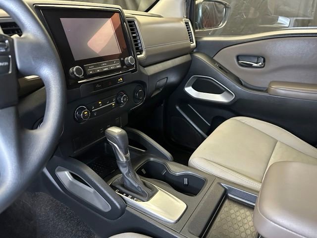 Used 2023 Nissan Frontier SV AWD/4WD image 29