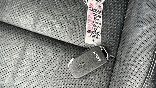 Used 2022 Kia Telluride EX w/ EX Premium Package image 31