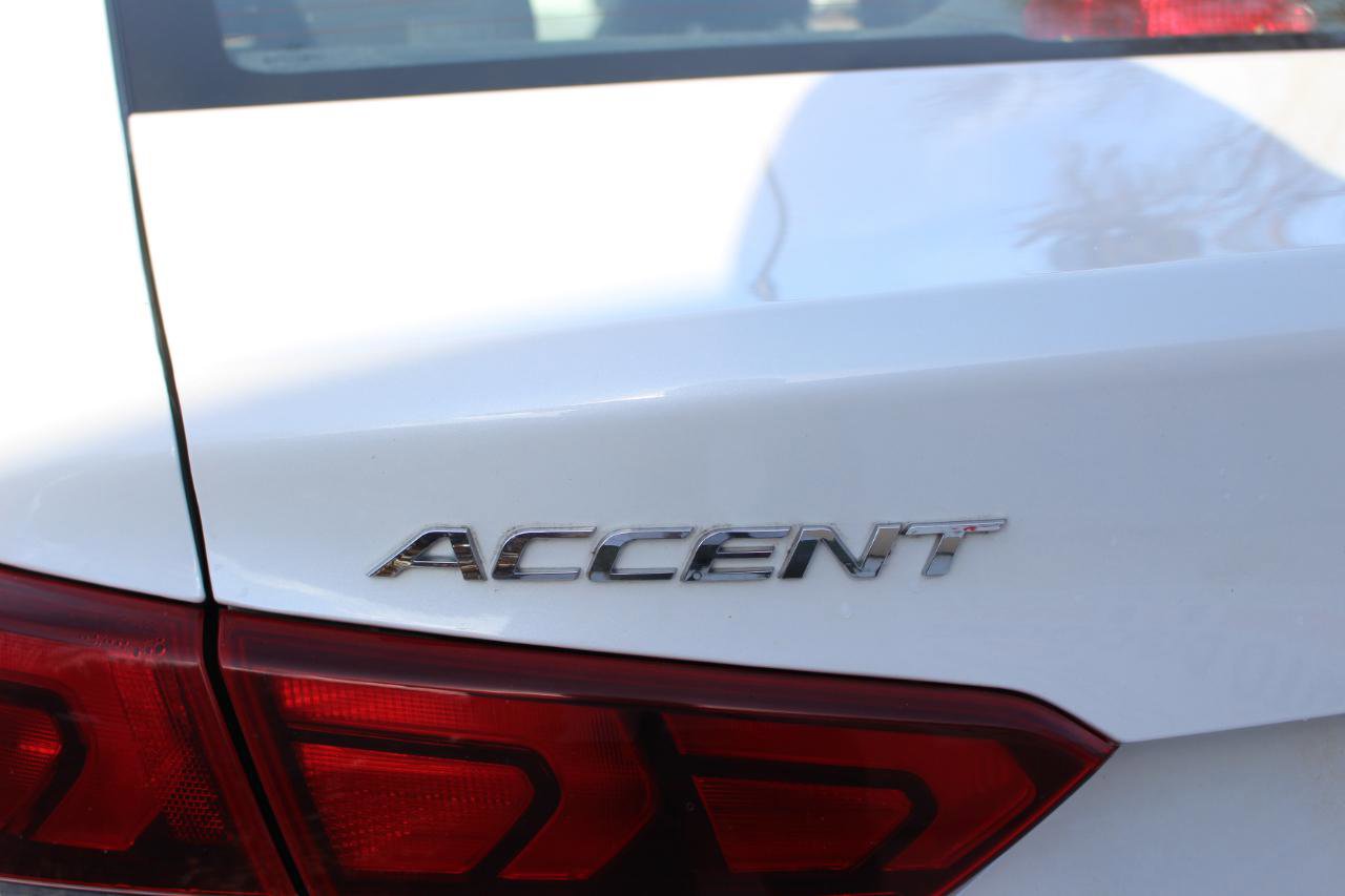 Used 2019 Hyundai Accent SE image 40