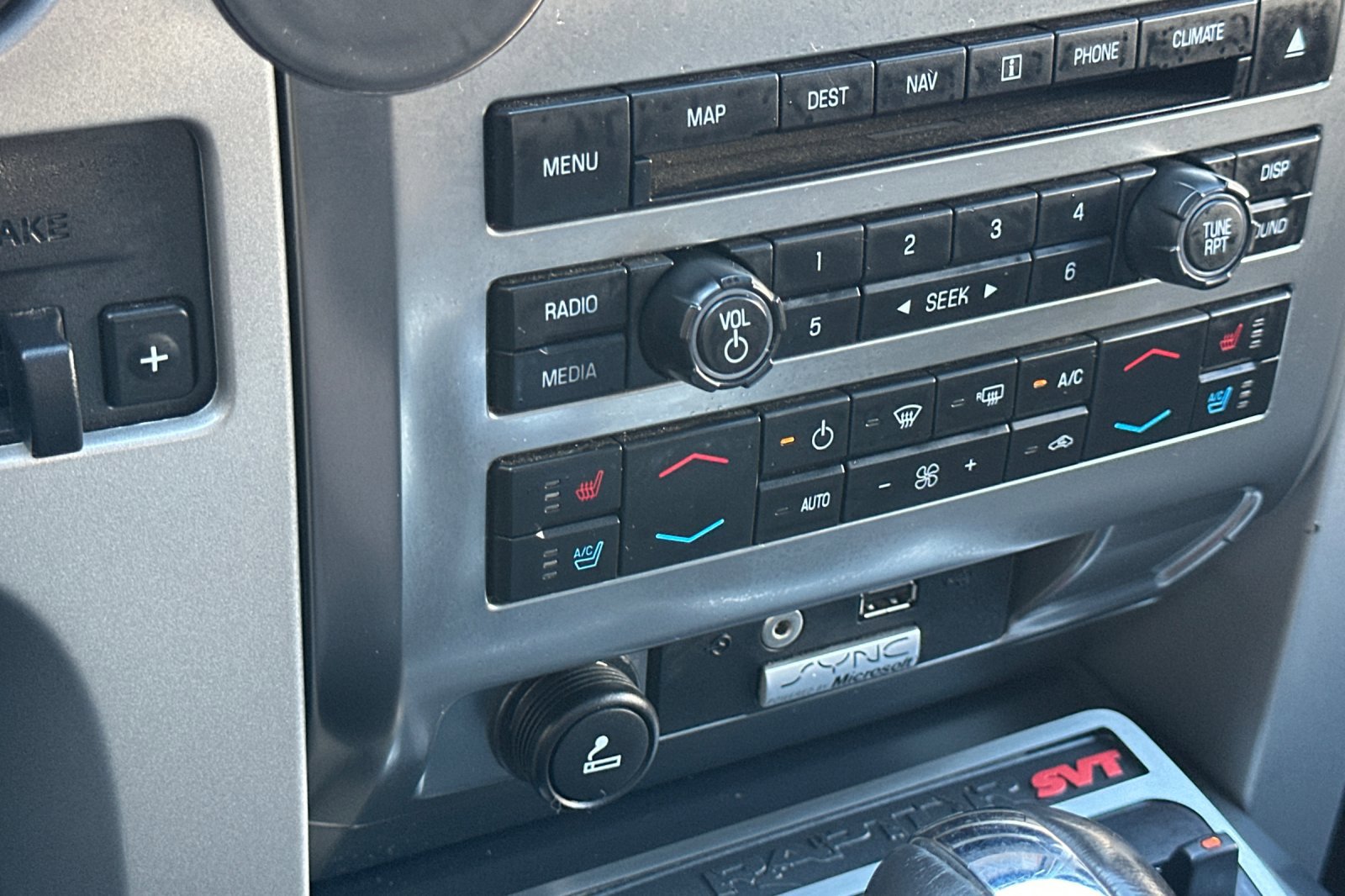 Used 2012 Ford F150 Raptor w/ Raptor Luxury Pkg image 28