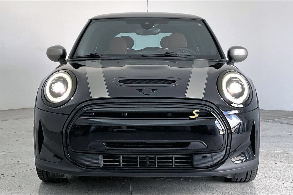 Used 2024 MINI Cooper SE w/ Signature Upholstery Package FWD image 3