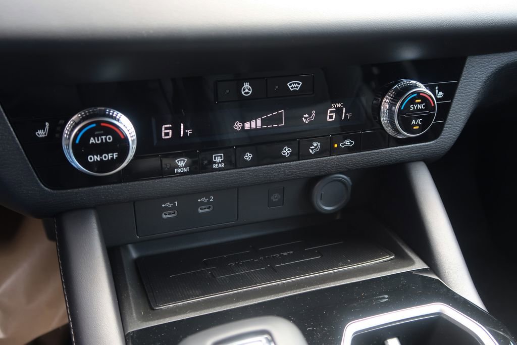 New 2026 Mitsubishi Outlander LE AWD/4WD image 37
