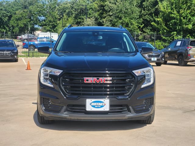Used 2022 GMC Terrain SLE w/ Driver Convenience Package FWD video 2