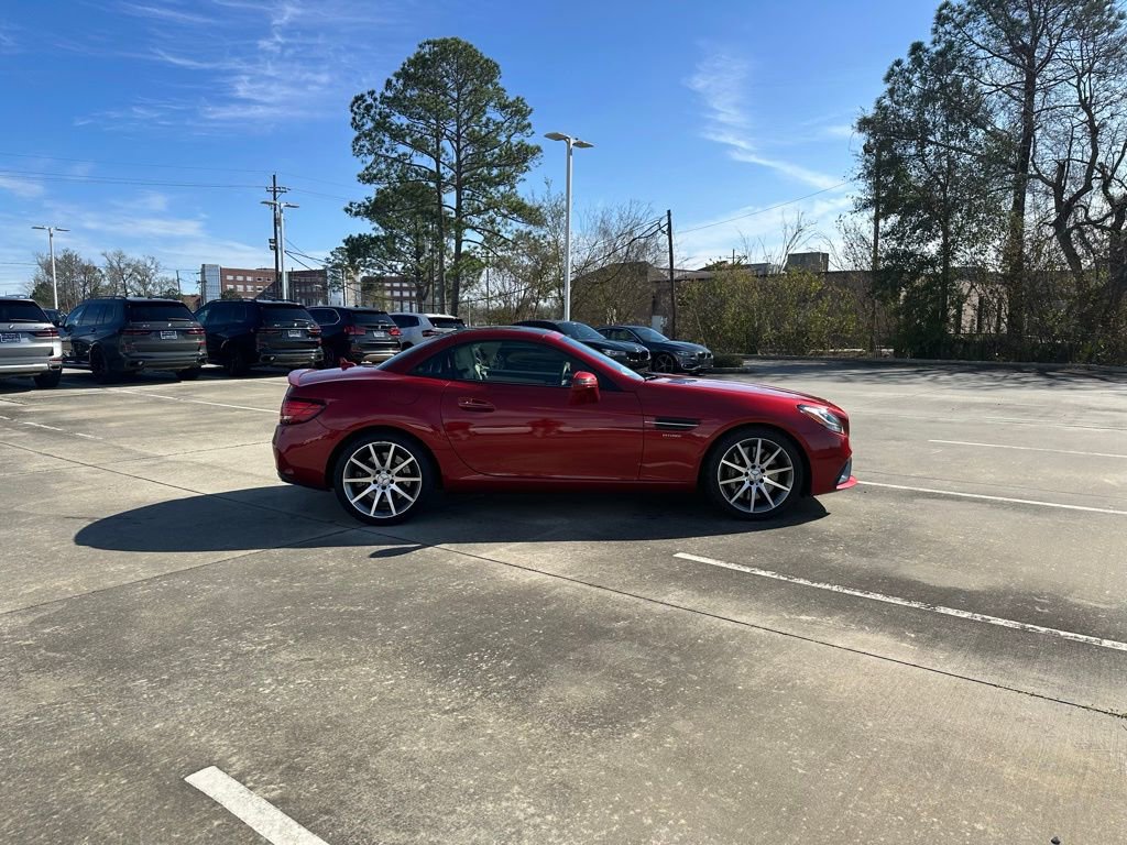 Used 2018 Mercedes-Benz SLC 43 AMG image 4