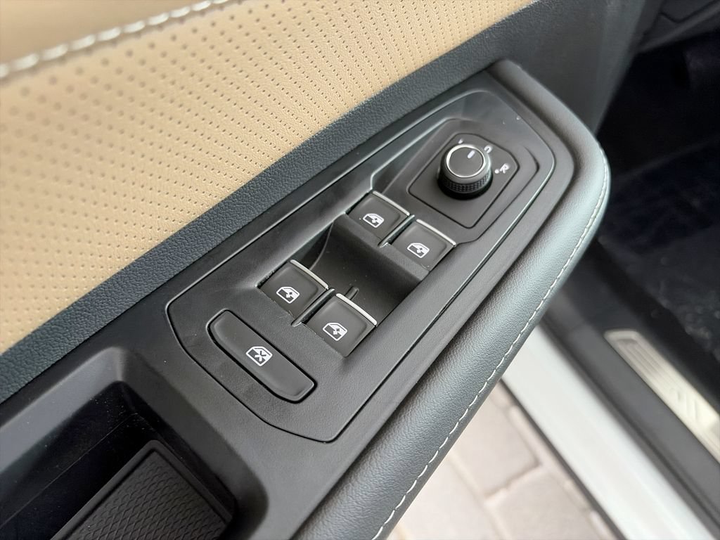 New 2026 Volkswagen Atlas Cross Sport SE AWD/4WD image 10