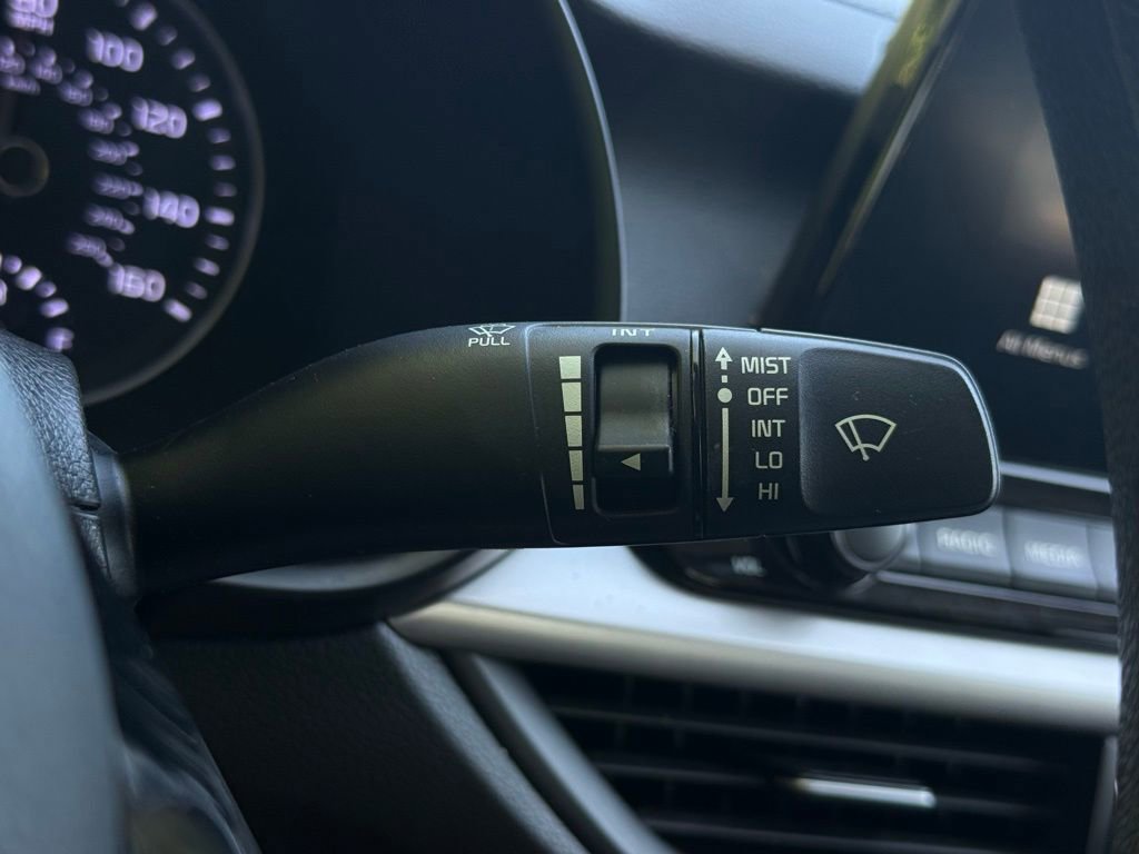 Certified 2021 Kia Forte LXS FWD image 25