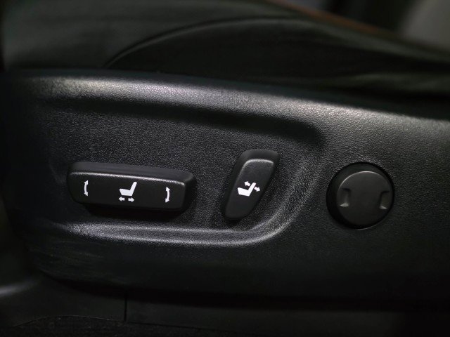 Used 2018 Toyota 4Runner SR5 w/ Wilderness Package image 27