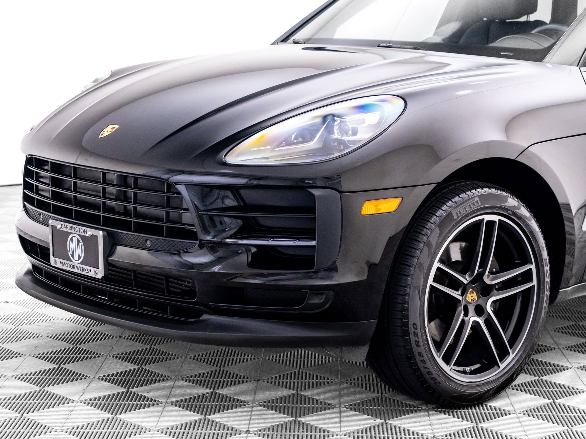 Used 2020 Porsche Macan AWD/4WD image 37