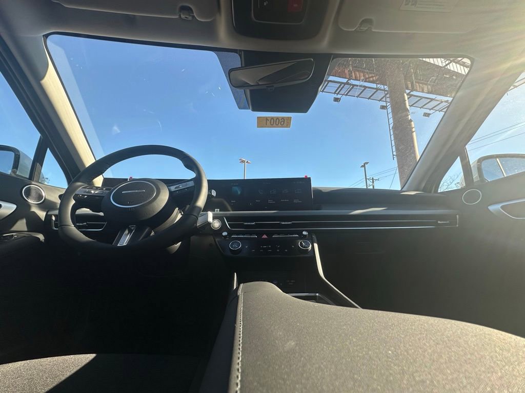 New 2026 Hyundai Sonata SEL FWD image 29
