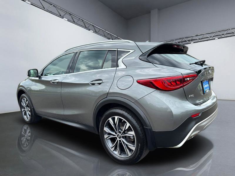 Used 2018 INFINITI QX30 Premium w/ Navigation Package AWD/4WD image 5