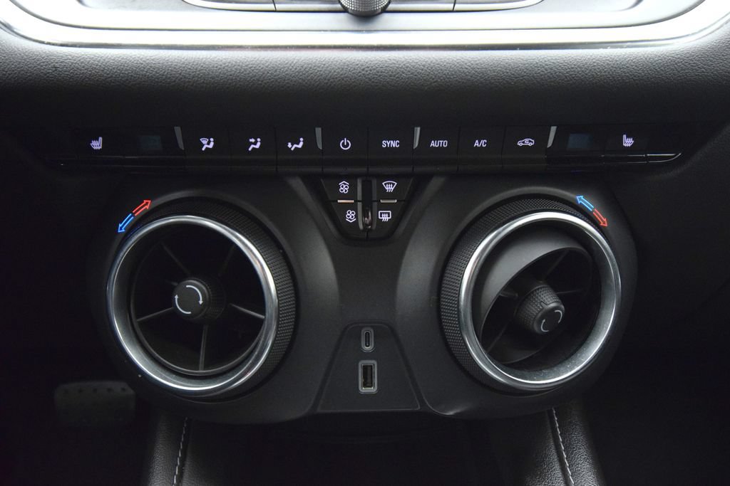 Used 2024 Chevrolet Blazer LT w/ Driver Confidence Package FWD image 33