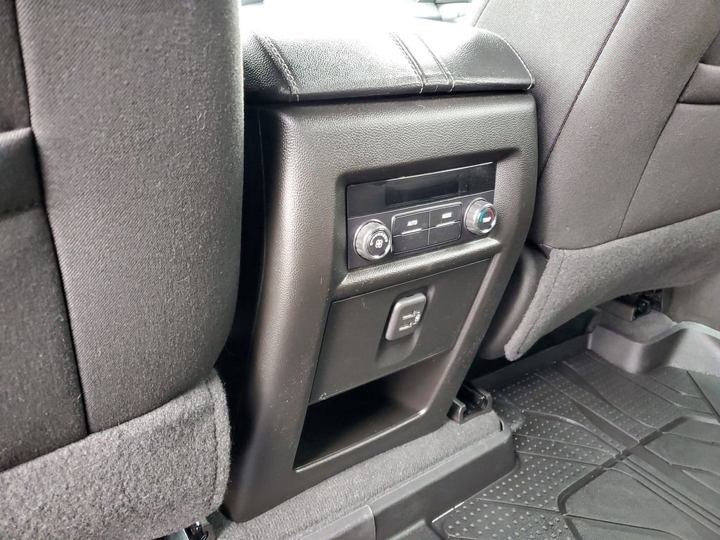 Certified 2023 Chevrolet Traverse LT image 29