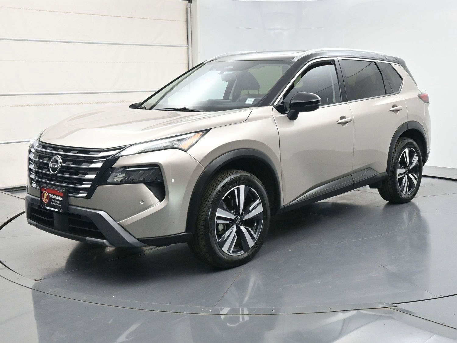 Certified 2025 Nissan Rogue SL w/ SL Premium Package