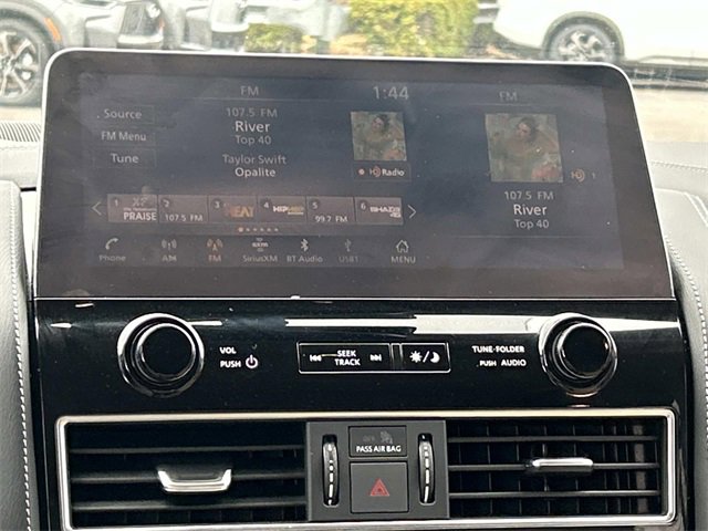 Used 2024 Nissan Armada Platinum w/ Captain's Chairs Package image 27