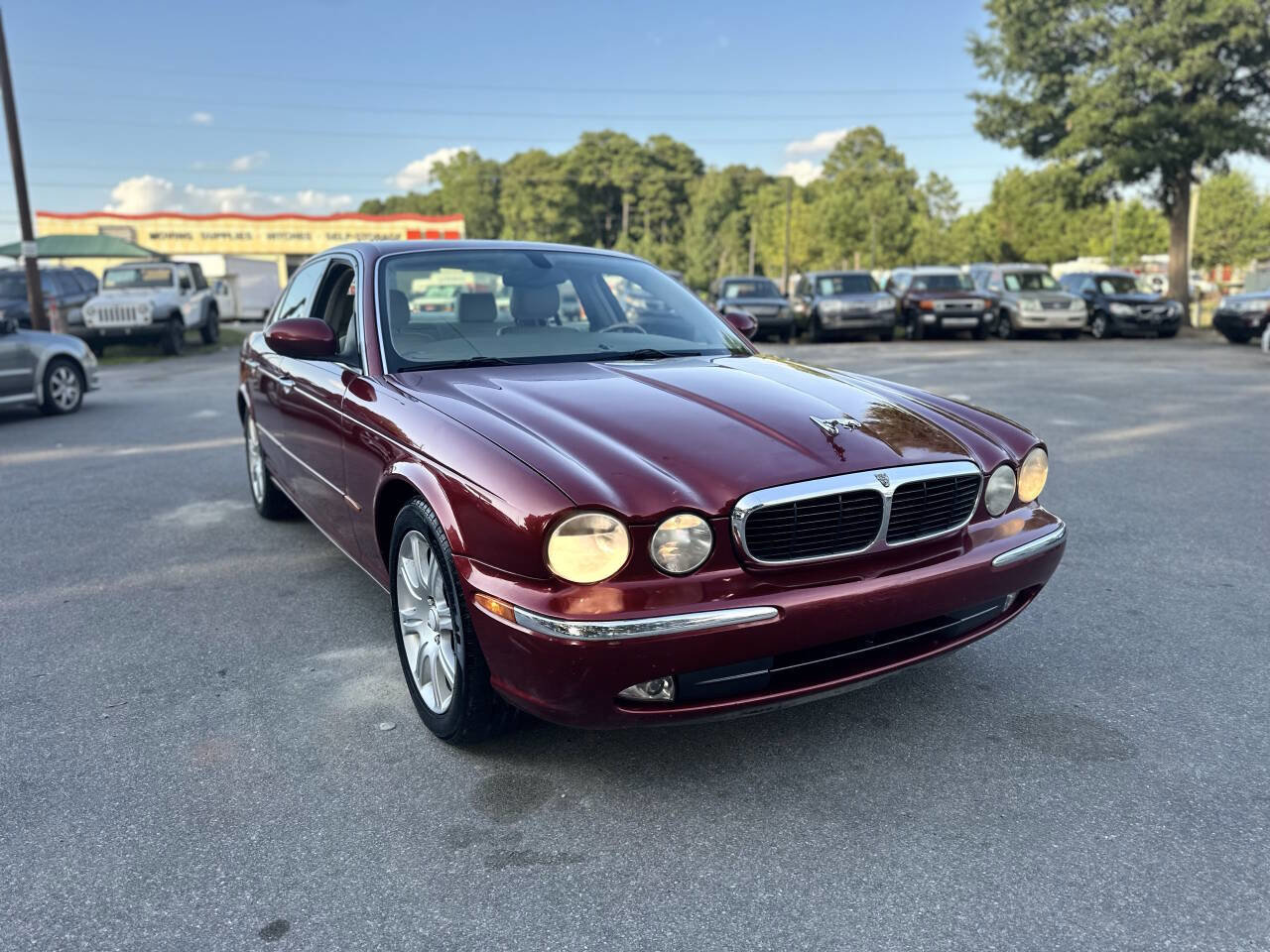 Used 2004 Jaguar XJ8 image 3