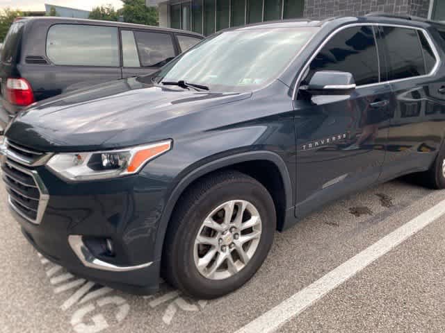 Used 2019 Chevrolet Traverse LT w/ LPO, Floor Liner Package AWD/4WD image 2