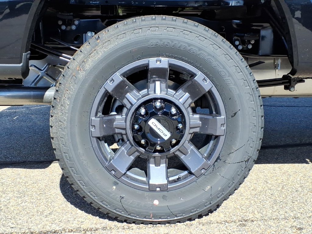 New 2027 Ford F250 XL w/ STX Appearance Package AWD/4WD image 11