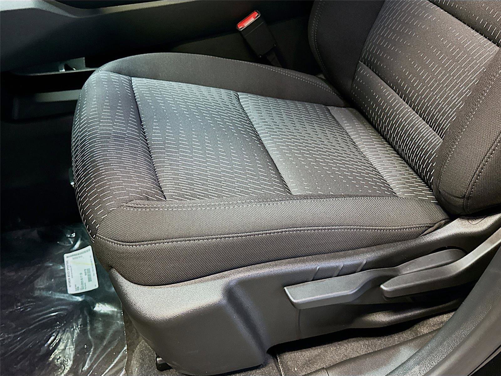 Used 2026 Chevrolet Equinox LT FWD image 22