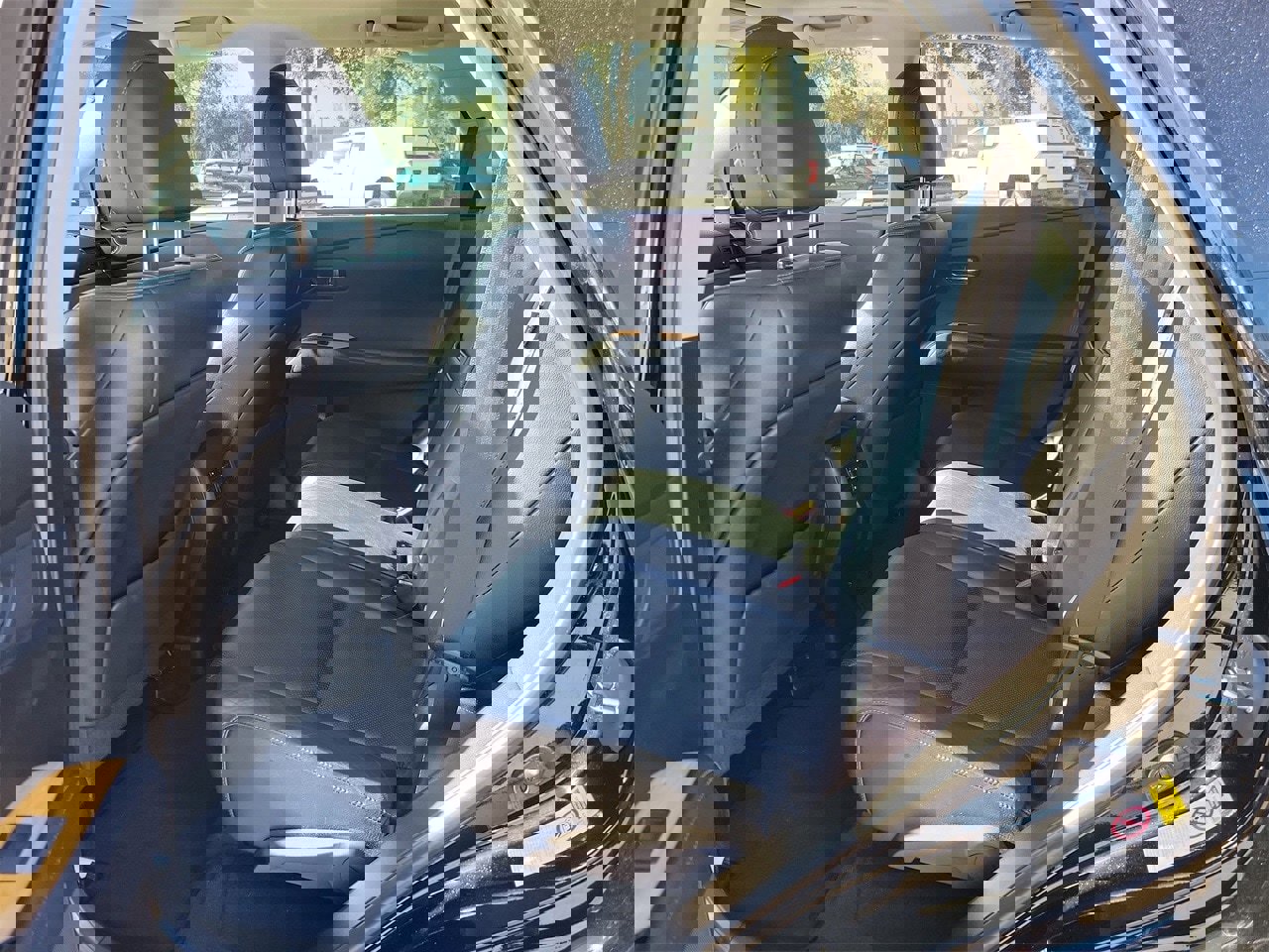 Used 2015 Lexus RX 450h FWD image 10