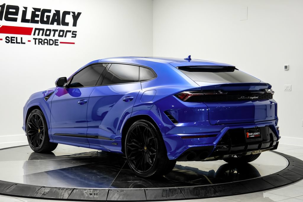 Used 2025 Lamborghini Urus SE AWD/4WD image 12