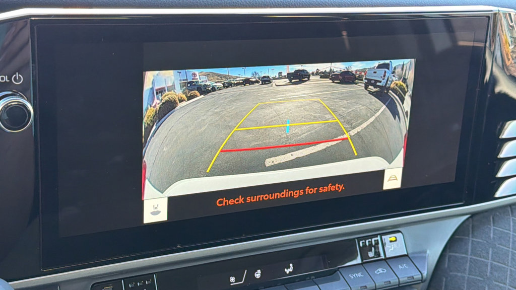 Used 2025 Toyota Camry XLE image 16