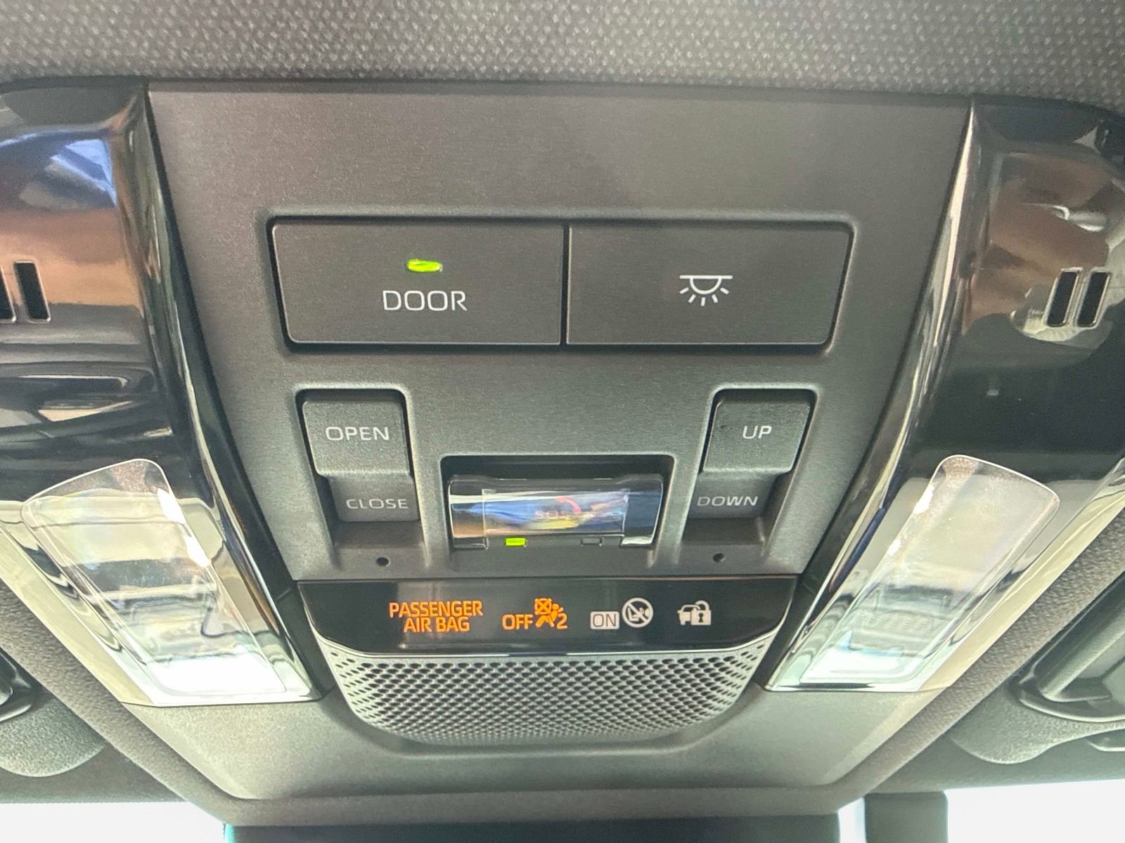 Used 2025 Toyota Land Cruiser w/ Premium Package image 21