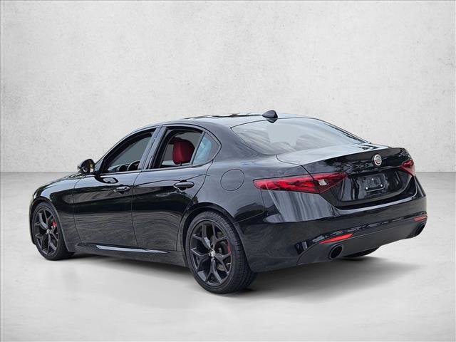 Used 2020 Alfa Romeo Giulia w/ Nero Edizione RWD image 7