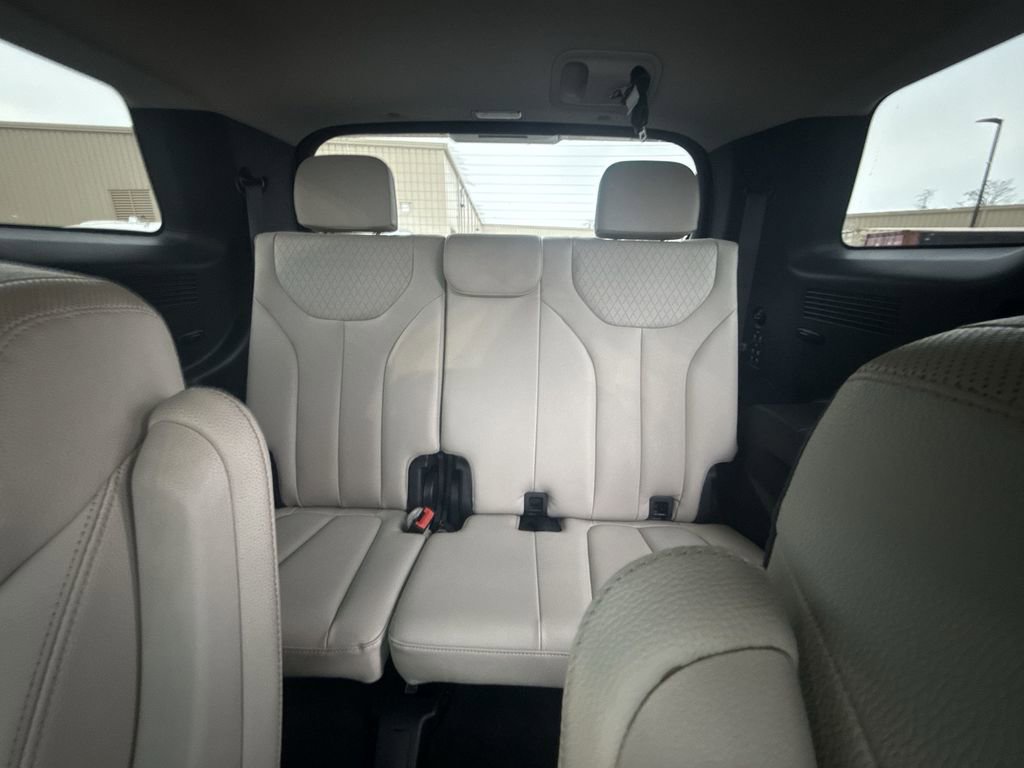 Used 2020 Hyundai Santa Fe SEL w/ Convenience + Premium Package image 23