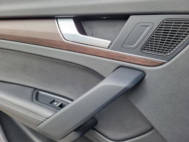 Certified 2023 Audi Q5 2.0T Premium Plus w/ Premium Plus Package image 14