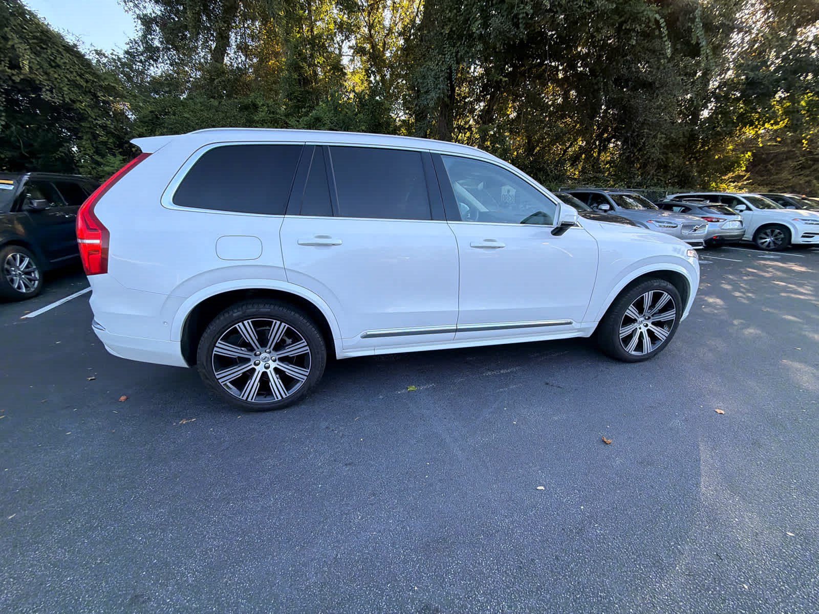 Used 2024 Volvo XC90 B6 Plus w/ Protection Package Premier AWD/4WD image 16