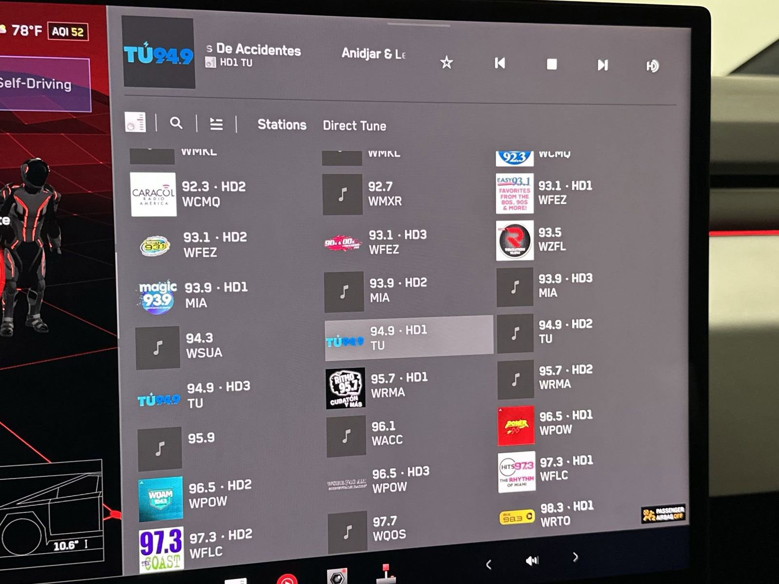 Used 2024 Tesla Cybertruck AWD Crew Cab image 20