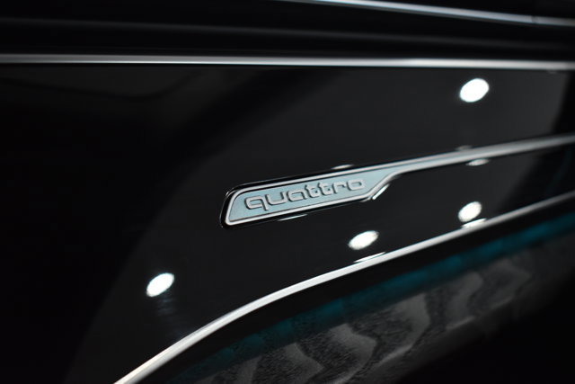 Used 2022 Audi Q8 Premium Plus image 26
