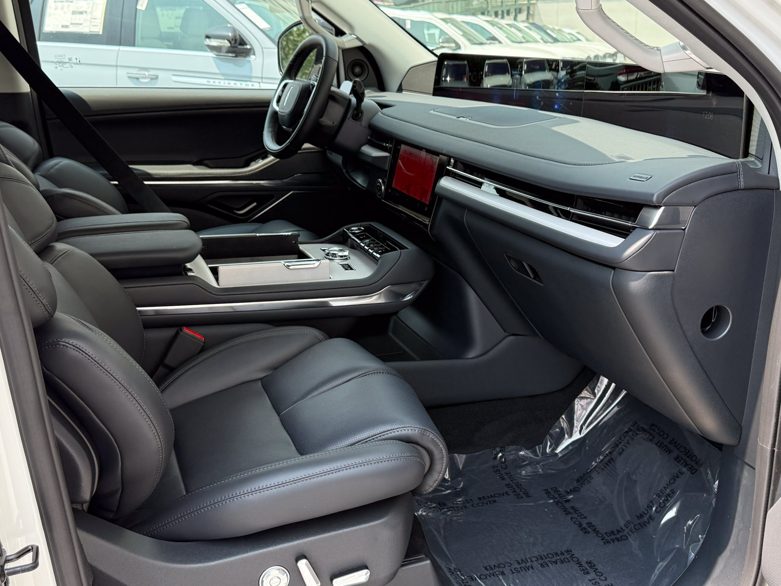 New 2027 Lincoln Navigator Premiere AWD/4WD image 11