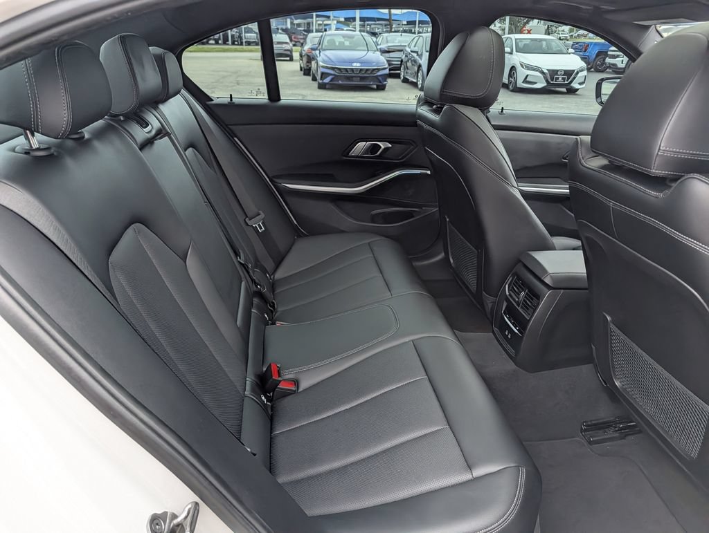 Used 2023 BMW 330i Sedan RWD image 32