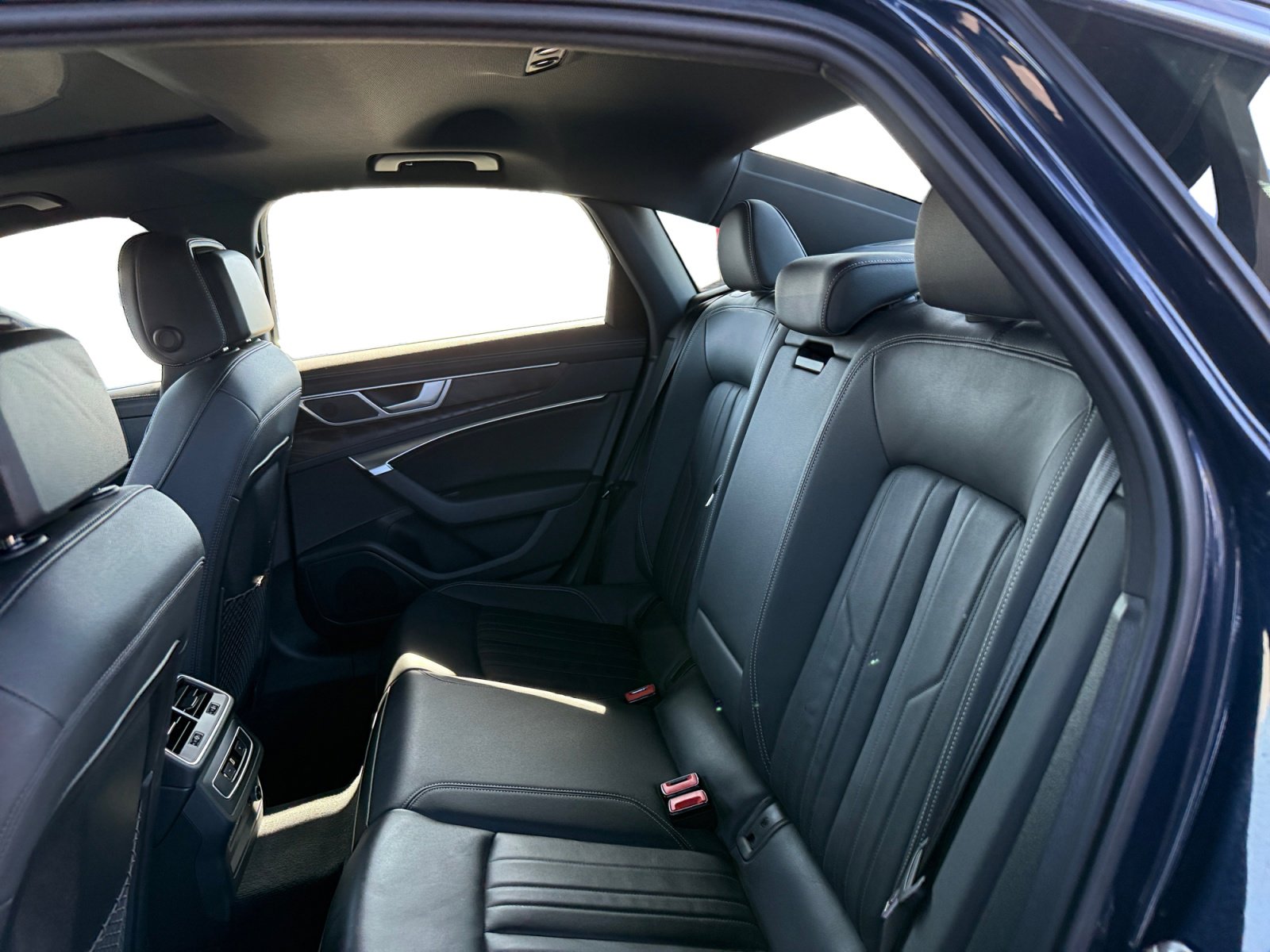 Used 2022 Audi A6 3.0T Premium w/ Convenience Package image 11