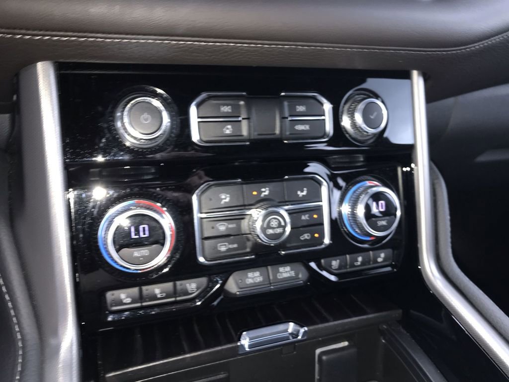 Used 2023 GMC Yukon Denali image 19