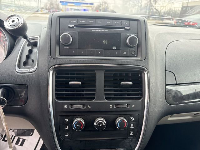 Used 2016 Dodge Grand Caravan SE w/ SE Plus Package image 24