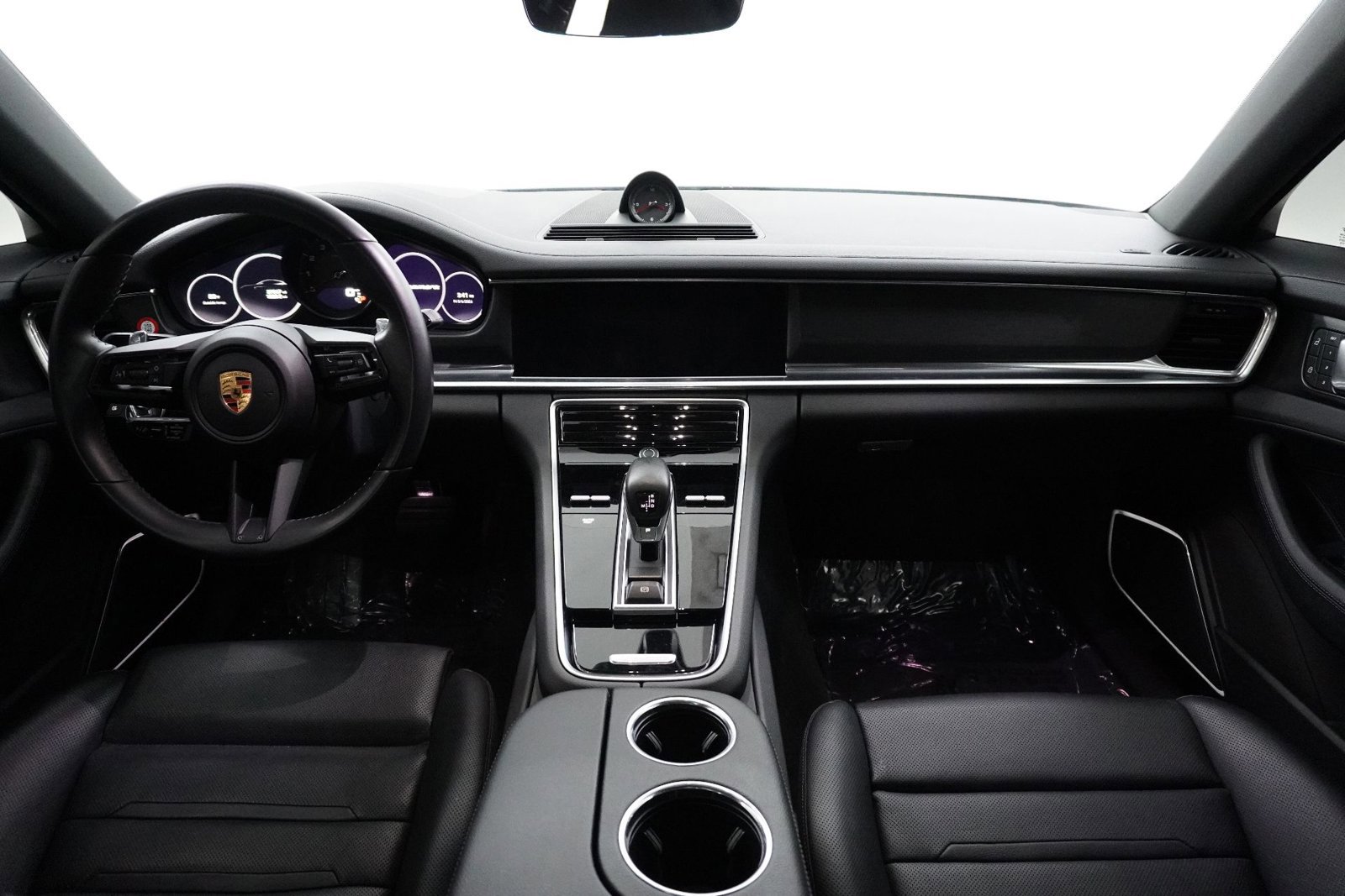 Used 2023 Porsche Panamera Platinum Edition image 18