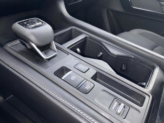 Certified 2025 Nissan Pathfinder S FWD image 17