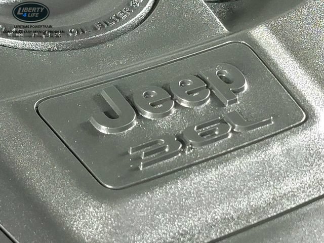 Used 2024 Jeep Grand Cherokee Summit w/ Adv Protech Group IV AWD/4WD image 43