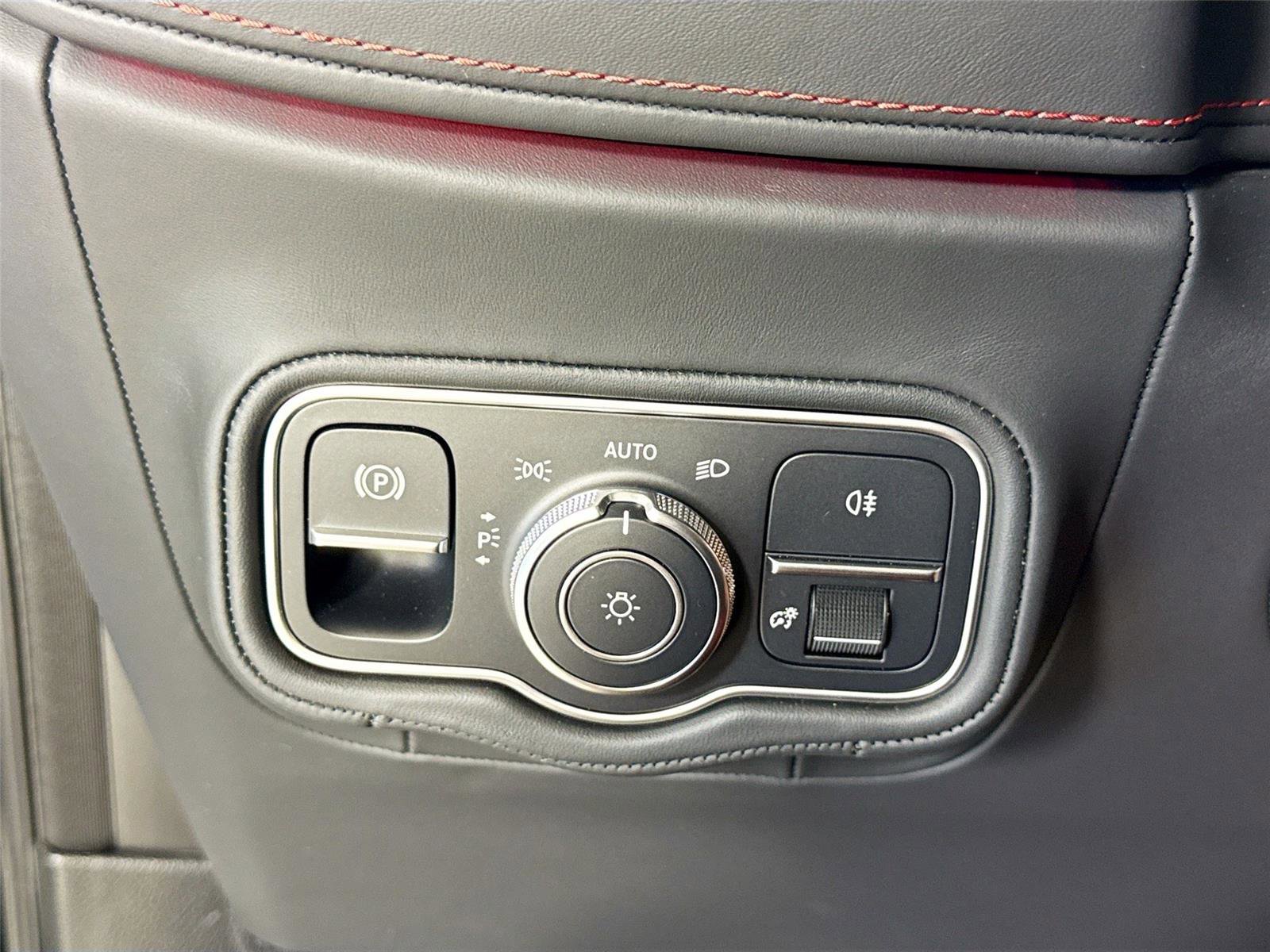 Used 2025 Mercedes-Benz G 63 AMG 4MATIC image 25