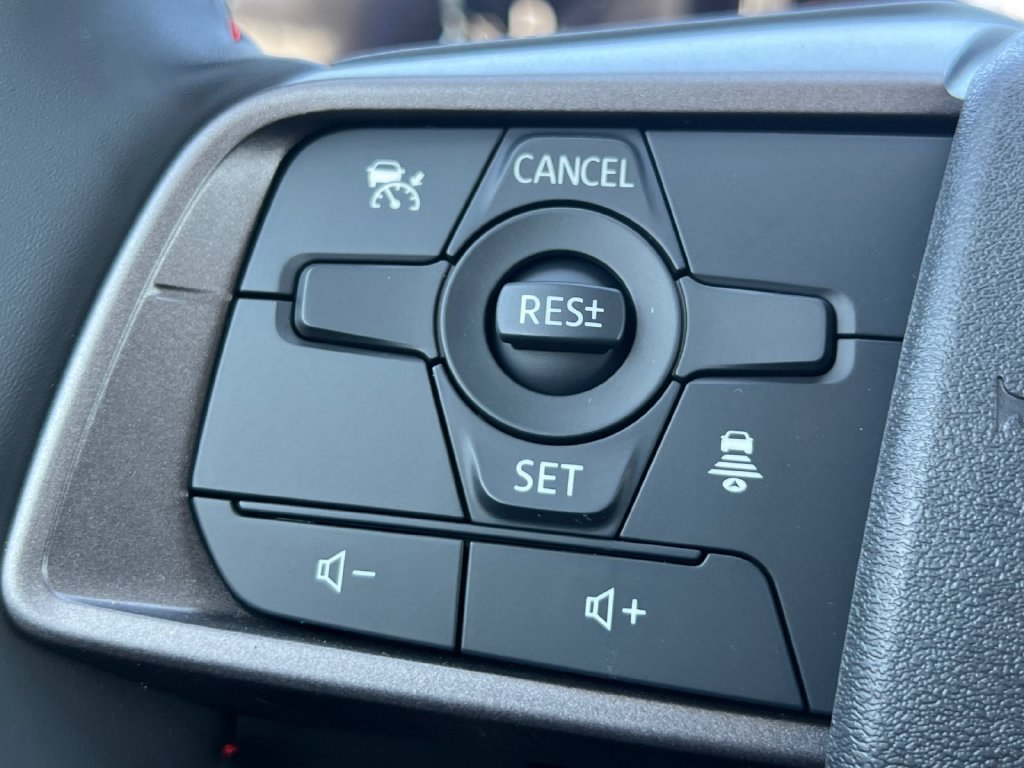 New 2027 Nissan Sentra SR FWD image 11