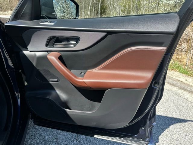 Used 2017 Jaguar F-PACE S image 17