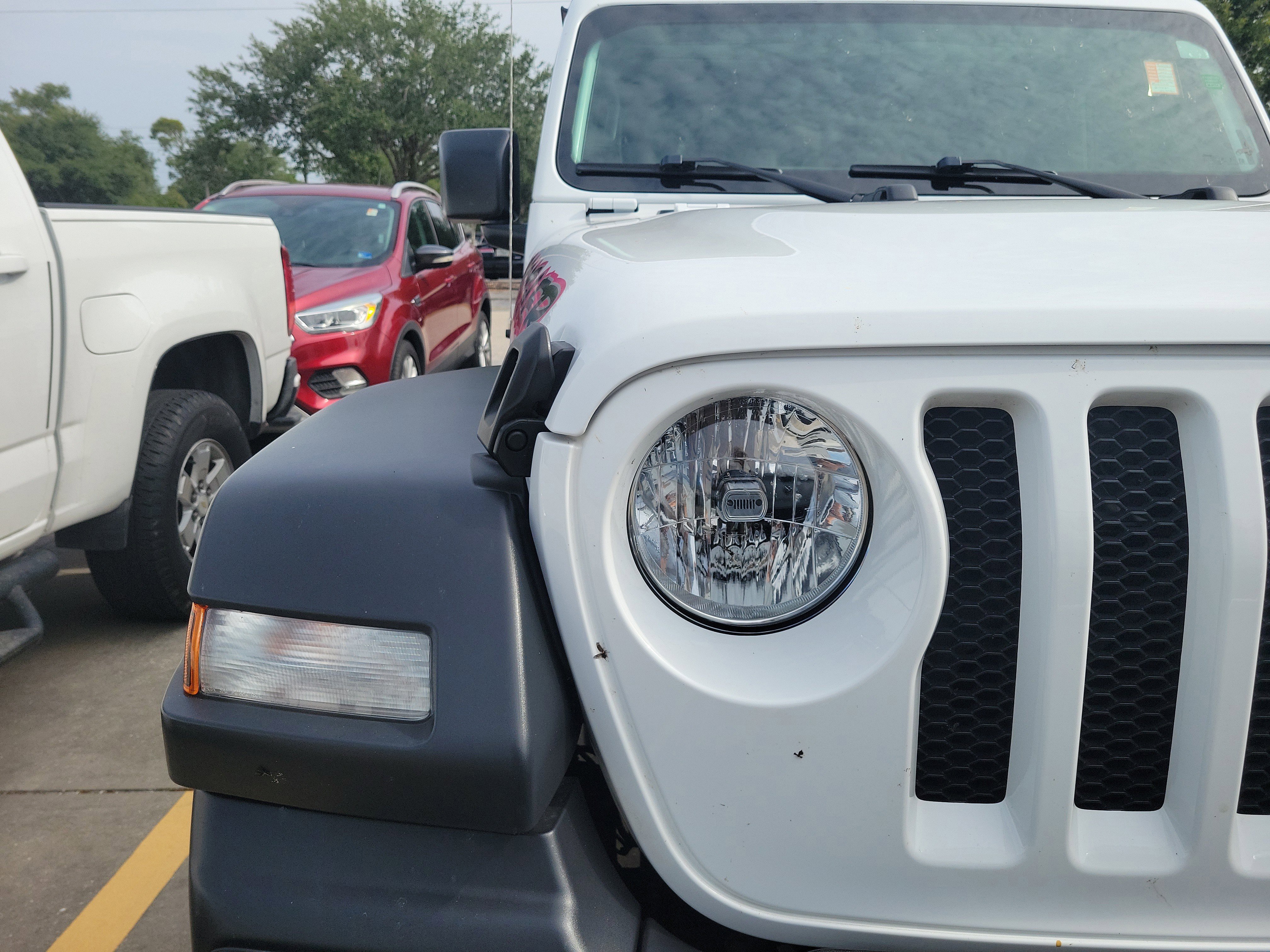 Used 2023 Jeep Wrangler Sport AWD/4WD image 5