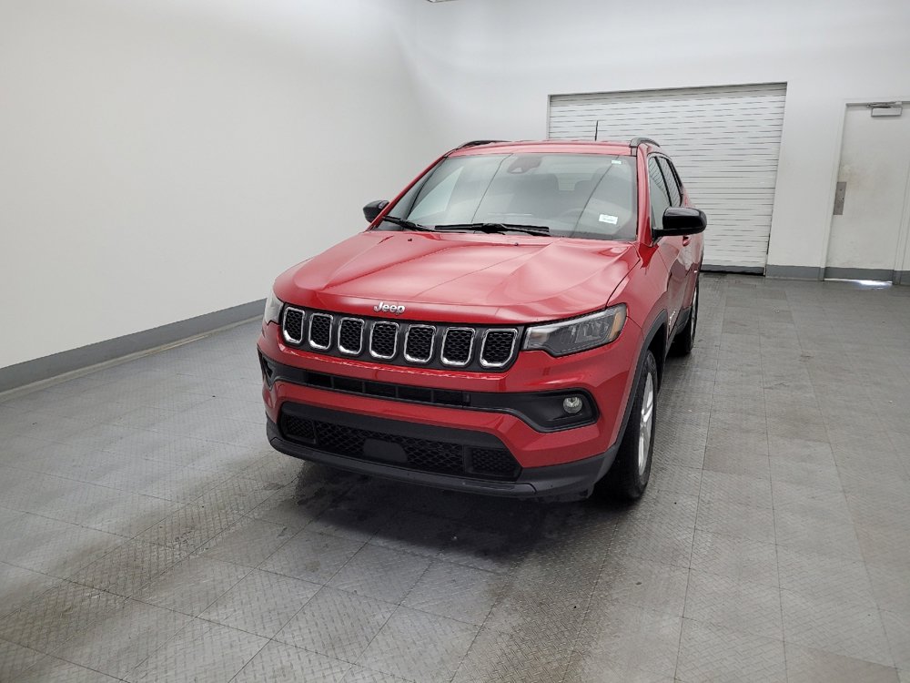 Used 2024 Jeep Compass Latitude image 15