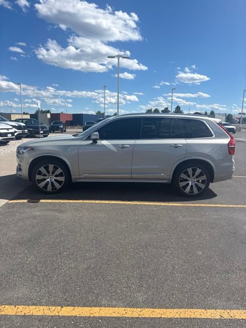 Used 2020 Volvo XC90 T6 Inscription w/ Protection Package Premier AWD/4WD image 2